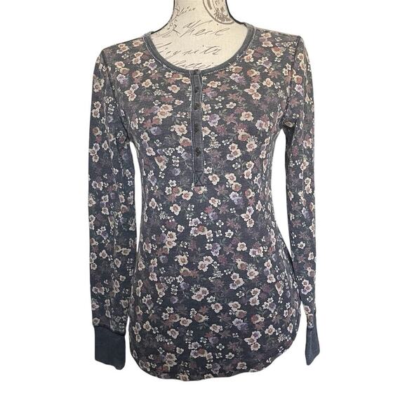 Lucky Brand Thermal Henley Top Floral Size M Long Sleeve Boho Hippie - Picture 1 of 7